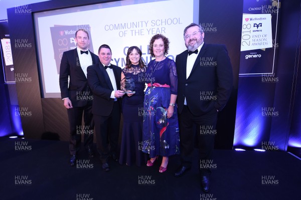 300418 - Ospreys Awards Night - Community School of the Year, Coleg Cymunedol y Dderwen