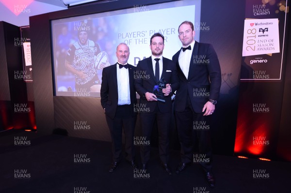 300418 - Ospreys Awards Night - Ospreys Players' Player of the Year, Dan Evans
