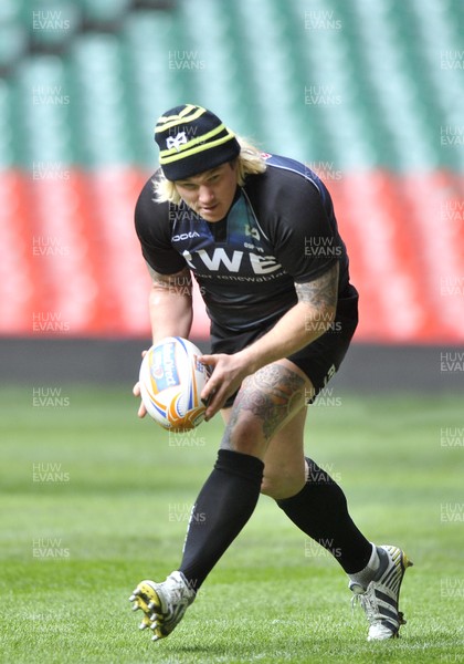 290313 - Ospreys Training - Captains Run - Ospreys Richard Hibbard pictured at the Captains Run,