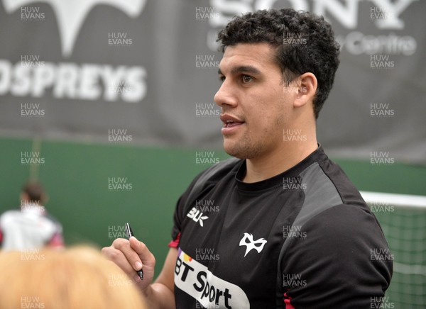 050416 - Ospreys Easter Camp - Josh Matavesi