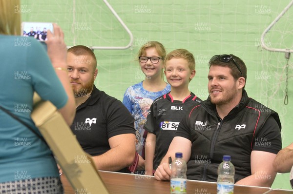 310316 - Ospreys Easter Party - Dmitri Arhip and Ryan Bevington