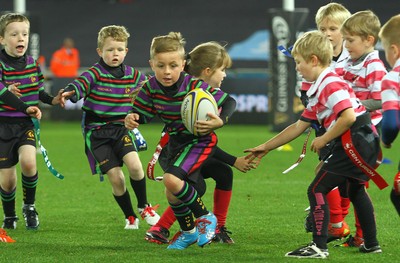 071016 - Ospreys v Blues - GuinnessPro12 -Half time tag rugby at The Ospreys
