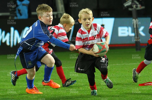 071016 - Ospreys v Blues - GuinnessPro12 -Half time tag rugby at The Ospreys
