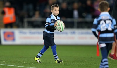 Ospreys Half Time Tag Rugby 151017