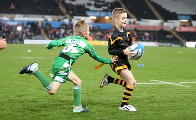 151017 - Ospreys v Clermont Auvergne - European Rugby Champions Cup - Tag Rugby