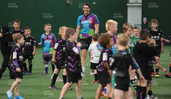 29.04.11 - Ospreys Kids Camp -  