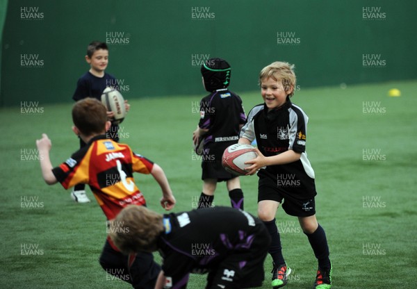 21.04.11.Ospreys Kids Summer Camp, Llandarcy Academy. 