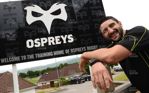 020713 - Ospreys Media Interviews and Training -New signing Tito Tebaldi at the Ospreys training HQ at Llandarcy