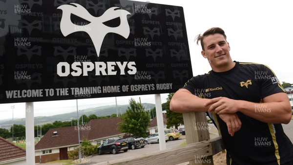 020713 - Ospreys Media Interviews and Training -New signing Jeff Hassler at the Ospreys training HQ at Llandarcy