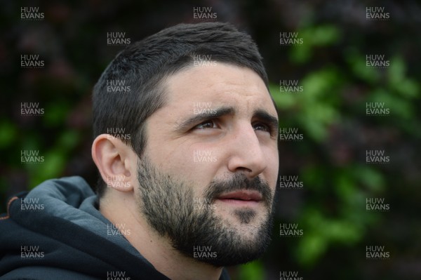 020713 - Ospreys Media Interviews and Training -Tito Tebaldi talks to reporters