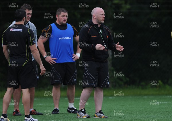 020713 - Ospreys Media Interviews and Training -Steve Tandy during training