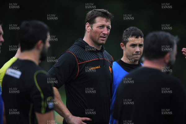 020713 - Ospreys Media Interviews and Training -Ian Gough during training