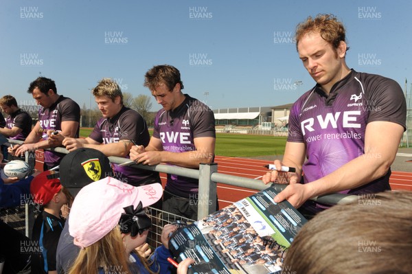 270312 - Ospreys Open Training Session -