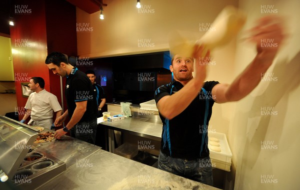 09.01.12 - Ospreys - Huw Bennett and Jonathan Thomas(L) participating in a pizza cook-off challenge at Mamma Mia in Swansea ahead of the Ospreys game against Benetton Treviso on Friday. 