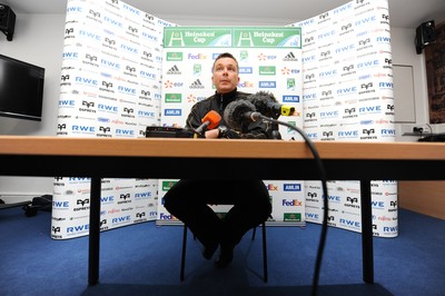 06.04.10 - Ospreys Rugby Press Conference - Head coach Sean Holley talks to reporters. 