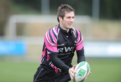 06.04.10 - Ospreys Rugby Training - Andrew Bishop in action during training. 