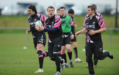 06.04.10 - Ospreys Rugby Training - Tommy Bowe in action during training. 