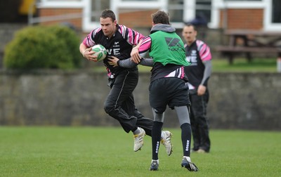 06.04.10 - Ospreys Rugby Training - Lee Byrne in action during training. 