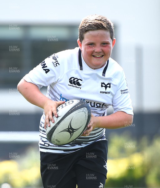 310817 - Ospreys - Rugby Camps