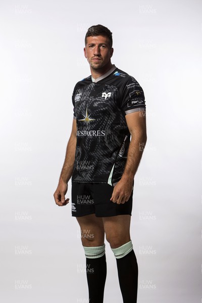 180920 - Ospreys Rugby Kit Launch - Justin Tipuric
