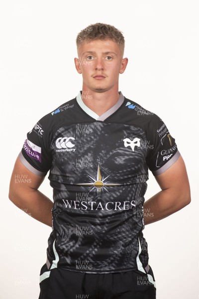 180920 - Ospreys Rugby Squad - Caine Woolerton
