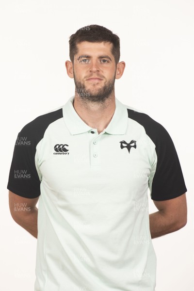 180920 - Ospreys Rugby Squad - Liam Thomas