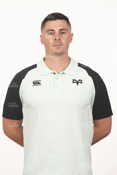 180920 - Ospreys Rugby Squad - Matthew Bowen