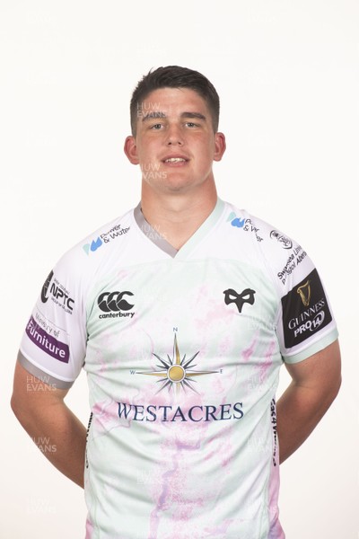 180920 - Ospreys Rugby Squad - Morgan Strong
