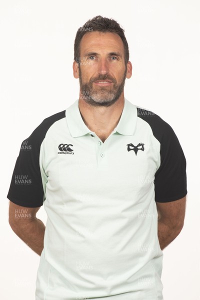 180920 - Ospreys Rugby Squad - Steve Mellalieu