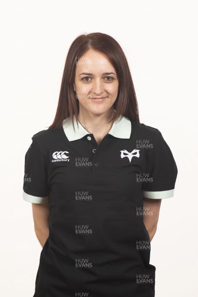 180920 - Ospreys Rugby Squad - Tiffany Jones