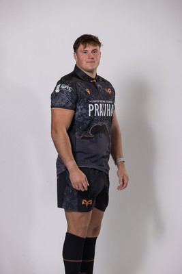 010925 - Ospreys Rugby Squad Portraits - Cam Jones