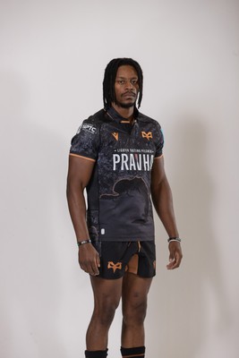 010925 - Ospreys Rugby Squad Portraits - Dan Kasende
