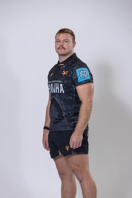 010925 - Ospreys Rugby Squad Portraits - Dewi Lake