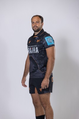 010925 - Ospreys Rugby Squad Portraits - Evardi Boshoff