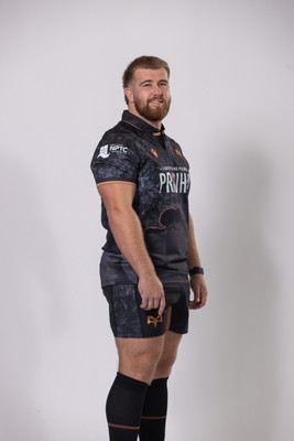 010925 - Ospreys Rugby Squad Portraits - Garyn Phillips