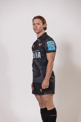 010925 - Ospreys Rugby Squad Portraits - Harri Williams