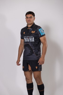 010925 - Ospreys Rugby Squad Portraits - Ieuan Cornelius