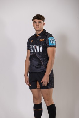 010925 - Ospreys Rugby Squad Portraits - Jack Hoskins