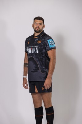 010925 - Ospreys Rugby Squad Portraits - Rhys Davies