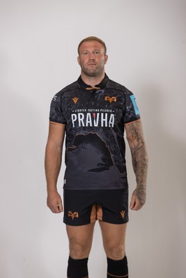 010925 - Ospreys Rugby Squad Portraits - Ross Moriarty