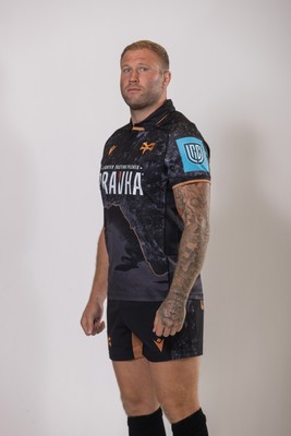 010925 - Ospreys Rugby Squad Portraits - Ross Moriarty