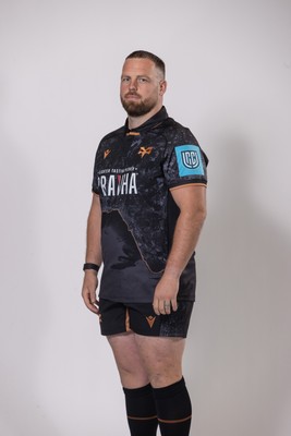 010925 - Ospreys Rugby Squad Portraits - Steffan Thomas