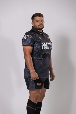 010925 - Ospreys Rugby Squad Portraits - Tom Botha