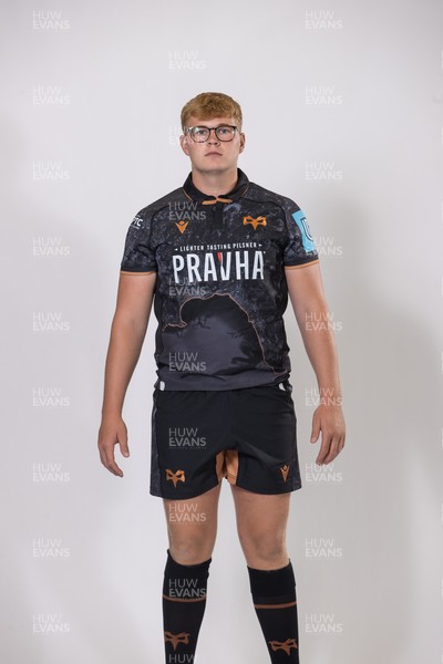 010925 - Ospreys Rugby Squad Portraits - Alfie Thomas