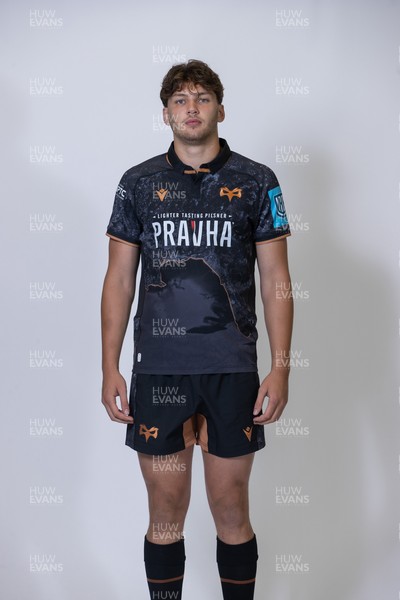 010925 - Ospreys Rugby Squad Portraits - Ben Roberts