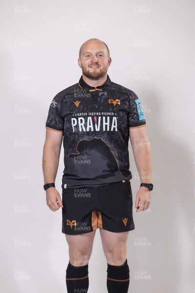 010925 - Ospreys Rugby Squad Portraits - Ethan Lewis