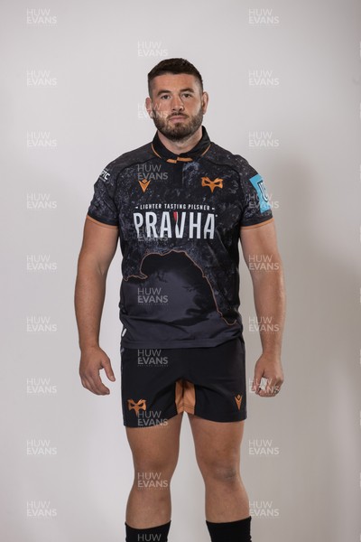 010925 - Ospreys Rugby Squad Portraits - Gareth Thomas
