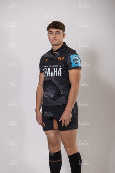 010925 - Ospreys Rugby Squad Portraits - Jack Hoskins