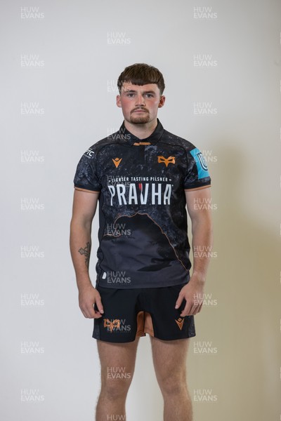 010925 - Ospreys Rugby Squad Portraits - Keillen Cullen