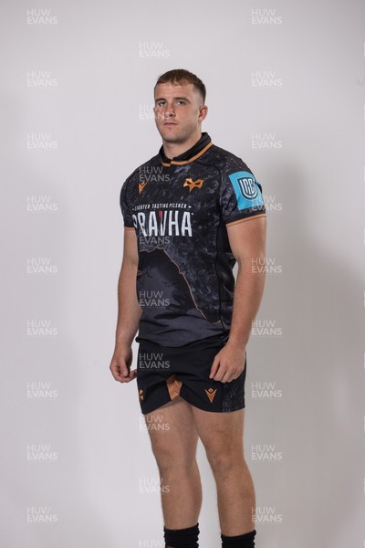 010925 - Ospreys Rugby Squad Portraits - Morgan Morse